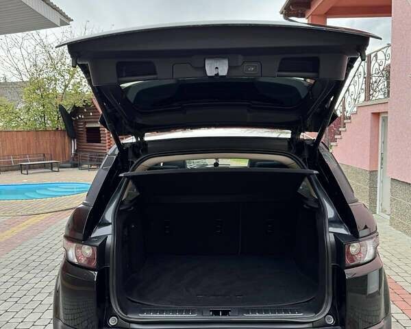 Ленд Ровер Рендж Ровер Эвок 2014 в Тячеве на Automoto.ua Черный Ленд Ровер Рендж Ровер Эвок, объемом двигателя 2 л и пробегом 182 тыс. км за 15500 $, фото 32 на Automoto.ua