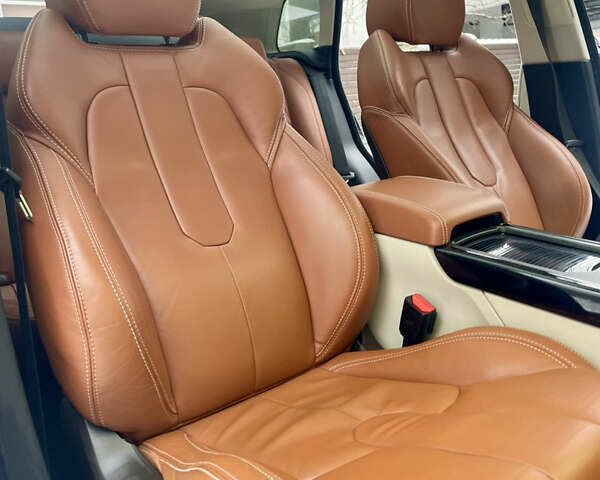 Чорний Ленд Ровер Рендж Ровер Евок, об'ємом двигуна 2 л та пробігом 145 тис. км за 13500 $, фото 30 на Automoto.ua