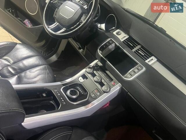 Черный Ленд Ровер Рендж Ровер Эвок, объемом двигателя 2.18 л и пробегом 262 тыс. км за 20600 $, фото 7 на Automoto.ua