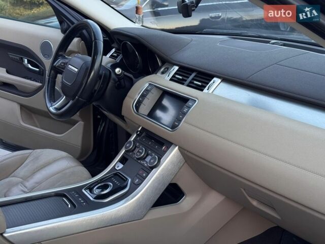 Чорний Ленд Ровер Рендж Ровер Евок, об'ємом двигуна 2 л та пробігом 255 тис. км за 12300 $, фото 11 на Automoto.ua