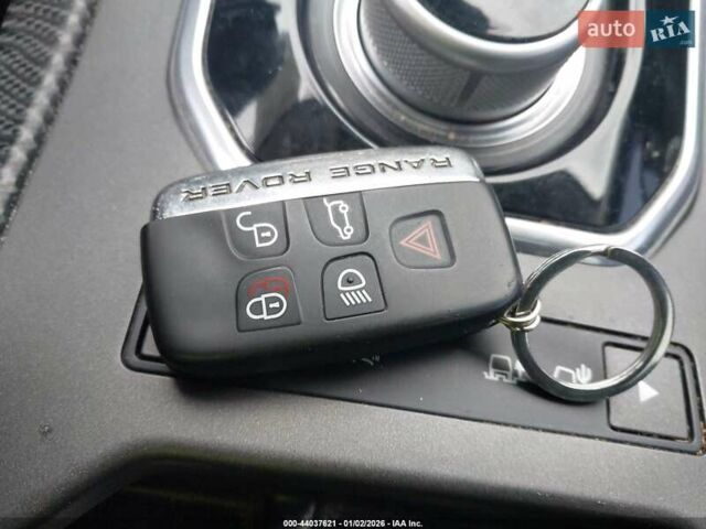 Чорний Ленд Ровер Рендж Ровер Евок, об'ємом двигуна 2 л та пробігом 156 тис. км за 8200 $, фото 9 на Automoto.ua