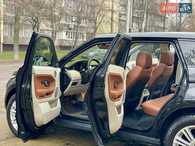 Черный Ленд Ровер Рендж Ровер Эвок, объемом двигателя 2 л и пробегом 145 тыс. км за 13995 $, фото 40 на Automoto.ua