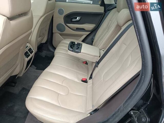 Чорний Ленд Ровер Рендж Ровер Евок, об'ємом двигуна 2 л та пробігом 89 тис. км за 14950 $, фото 6 на Automoto.ua