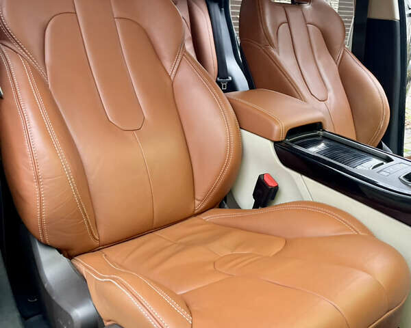 Черный Ленд Ровер Рендж Ровер Эвок, объемом двигателя 2 л и пробегом 145 тыс. км за 13995 $, фото 33 на Automoto.ua