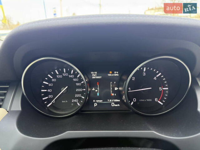 Чорний Ленд Ровер Рендж Ровер Евок, об'ємом двигуна 2.18 л та пробігом 182 тис. км за 18500 $, фото 23 на Automoto.ua