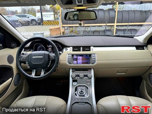 Чорний Ленд Ровер Рендж Ровер Евок, об'ємом двигуна 2 л та пробігом 149 тис. км за 17500 $, фото 11 на Automoto.ua