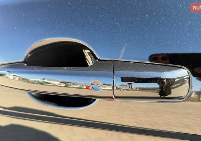 Черный Ленд Ровер Рендж Ровер Эвок, объемом двигателя 0 л и пробегом 202 тыс. км за 17700 $, фото 5 на Automoto.ua