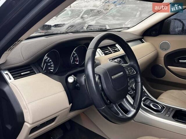 Чорний Ленд Ровер Рендж Ровер Евок, об'ємом двигуна 2 л та пробігом 144 тис. км за 11300 $, фото 16 на Automoto.ua