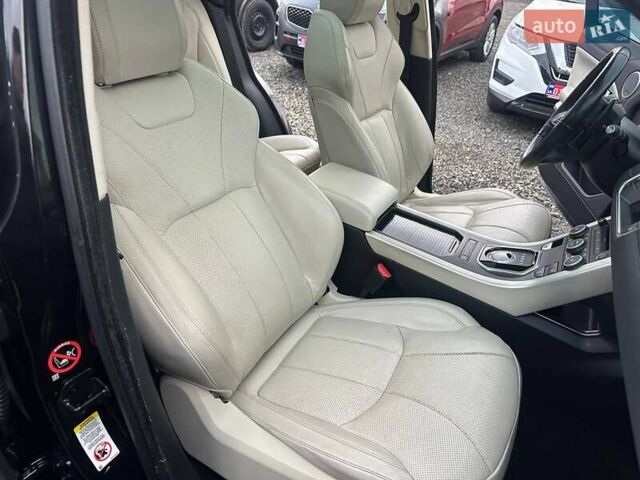 Черный Ленд Ровер Рендж Ровер Эвок, объемом двигателя 2 л и пробегом 169 тыс. км за 13900 $, фото 12 на Automoto.ua