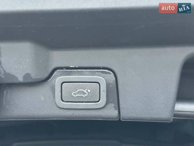 Черный Ленд Ровер Рендж Ровер Эвок, объемом двигателя 2 л и пробегом 169 тыс. км за 13900 $, фото 24 на Automoto.ua