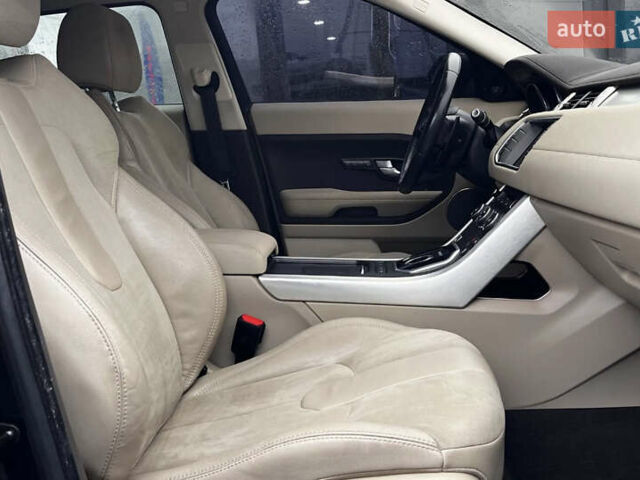 Чорний Ленд Ровер Рендж Ровер Евок, об'ємом двигуна 2 л та пробігом 144 тис. км за 12600 $, фото 22 на Automoto.ua