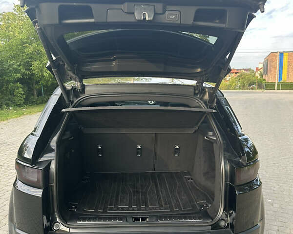 Черный Ленд Ровер Рендж Ровер Эвок, объемом двигателя 2 л и пробегом 110 тыс. км за 21500 $, фото 38 на Automoto.ua