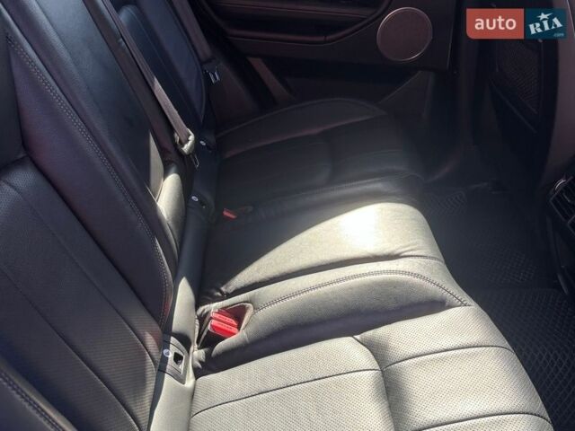 Черный Ленд Ровер Рендж Ровер Эвок, объемом двигателя 2 л и пробегом 129 тыс. км за 20500 $, фото 32 на Automoto.ua