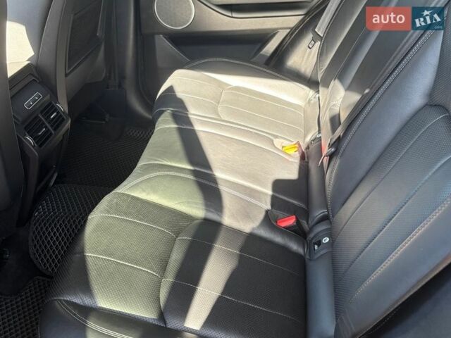 Черный Ленд Ровер Рендж Ровер Эвок, объемом двигателя 2 л и пробегом 129 тыс. км за 20500 $, фото 36 на Automoto.ua