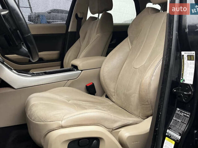 Чорний Ленд Ровер Рендж Ровер Евок, об'ємом двигуна 2 л та пробігом 144 тис. км за 12600 $, фото 8 на Automoto.ua