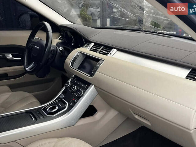 Чорний Ленд Ровер Рендж Ровер Евок, об'ємом двигуна 2 л та пробігом 144 тис. км за 12600 $, фото 9 на Automoto.ua