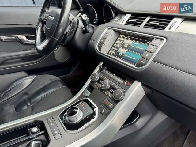 Черный Ленд Ровер Рендж Ровер Эвок, объемом двигателя 2 л и пробегом 143 тыс. км за 18900 $, фото 39 на Automoto.ua