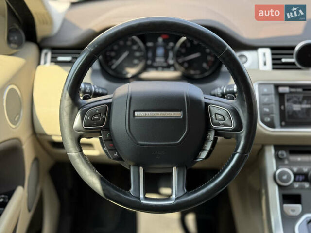 Ленд Ровер Рендж Ровер Эвок 2015 в Киеве на Automoto.ua Черный Ленд Ровер Рендж Ровер Эвок, объемом двигателя 2 л и пробегом 155 тыс. км за 19000 $, фото 30 на Automoto.ua