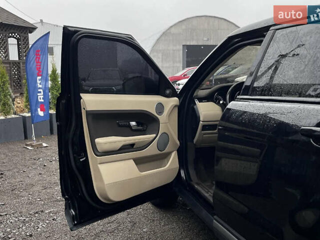 Чорний Ленд Ровер Рендж Ровер Евок, об'ємом двигуна 2 л та пробігом 144 тис. км за 12600 $, фото 6 на Automoto.ua