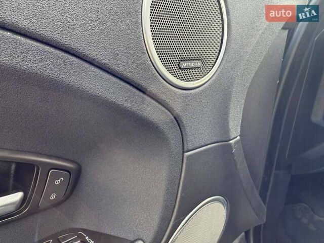 Чорний Ленд Ровер Рендж Ровер Евок, об'ємом двигуна 2 л та пробігом 111 тис. км за 12000 $, фото 43 на Automoto.ua