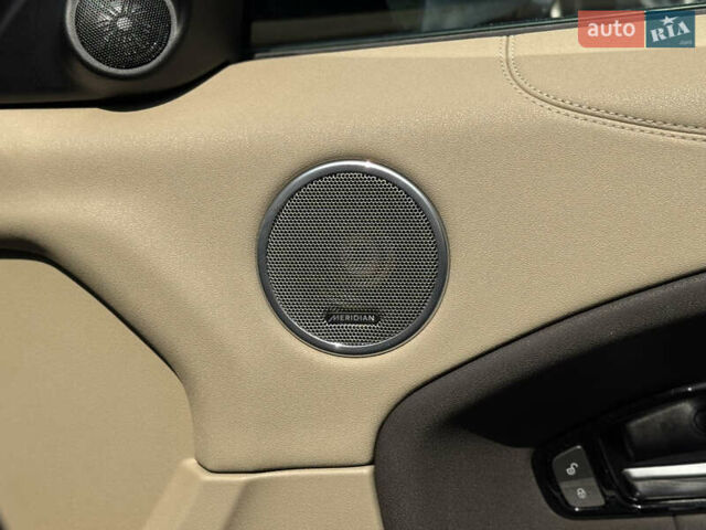 Ленд Ровер Рендж Ровер Эвок 2015 в Киеве на Automoto.ua Черный Ленд Ровер Рендж Ровер Эвок, объемом двигателя 2 л и пробегом 155 тыс. км за 19000 $, фото 25 на Automoto.ua