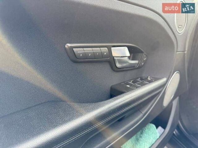 Чорний Ленд Ровер Рендж Ровер Евок, об'ємом двигуна 2 л та пробігом 111 тис. км за 12000 $, фото 37 на Automoto.ua