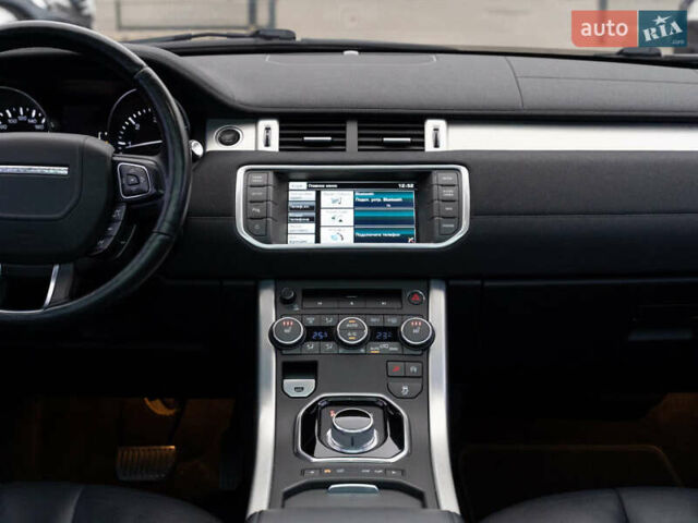 Черный Ленд Ровер Рендж Ровер Эвок, объемом двигателя 2.2 л и пробегом 133 тыс. км за 17900 $, фото 20 на Automoto.ua