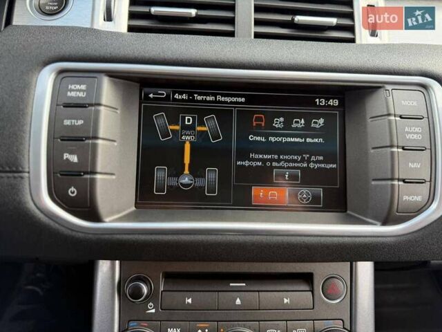 Чорний Ленд Ровер Рендж Ровер Евок, об'ємом двигуна 2 л та пробігом 111 тис. км за 12000 $, фото 48 на Automoto.ua