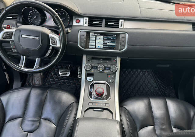Черный Ленд Ровер Рендж Ровер Эвок, объемом двигателя 0 л и пробегом 198 тыс. км за 13555 $, фото 4 на Automoto.ua