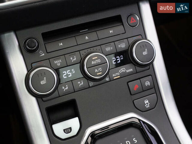 Черный Ленд Ровер Рендж Ровер Эвок, объемом двигателя 2.2 л и пробегом 133 тыс. км за 17900 $, фото 22 на Automoto.ua