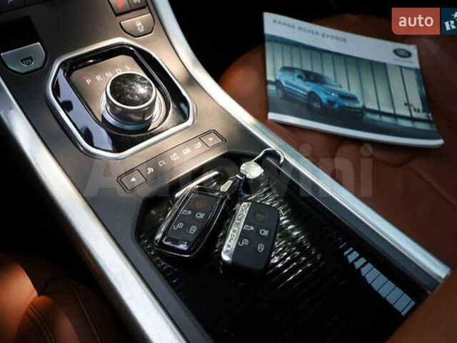 Черный Ленд Ровер Рендж Ровер Эвок, объемом двигателя 2.2 л и пробегом 78 тыс. км за 25500 $, фото 7 на Automoto.ua