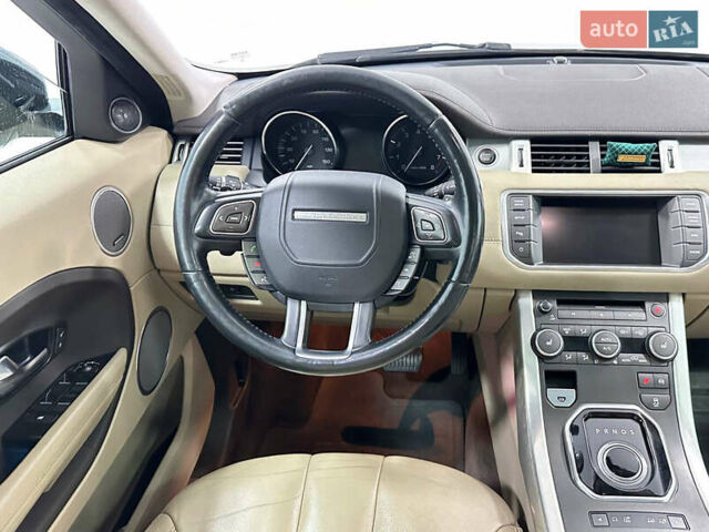 Чорний Ленд Ровер Рендж Ровер Евок, об'ємом двигуна 2 л та пробігом 120 тис. км за 15500 $, фото 6 на Automoto.ua