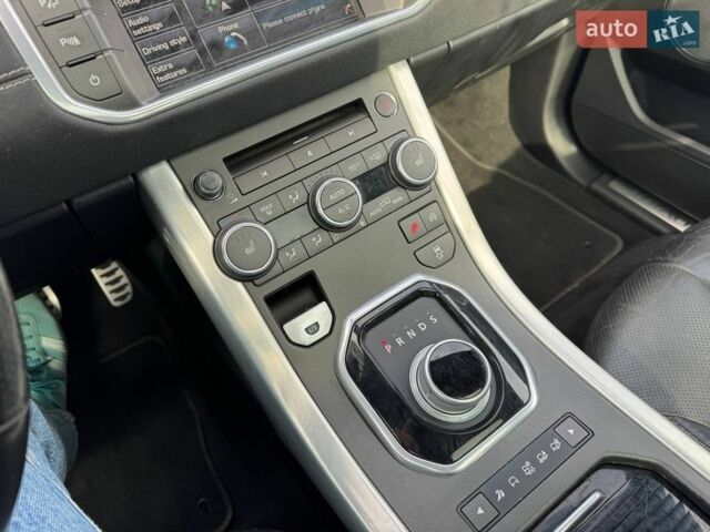 Черный Ленд Ровер Рендж Ровер Эвок, объемом двигателя 2 л и пробегом 164 тыс. км за 12300 $, фото 15 на Automoto.ua