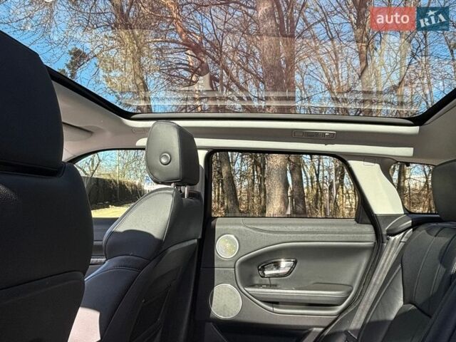 Черный Ленд Ровер Рендж Ровер Эвок, объемом двигателя 2 л и пробегом 129 тыс. км за 20500 $, фото 28 на Automoto.ua