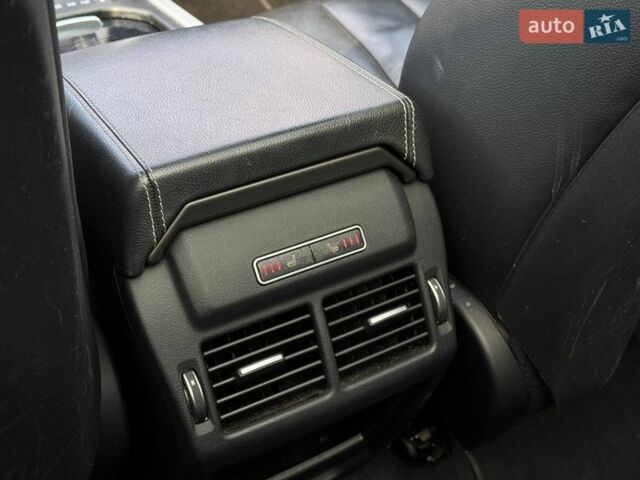 Черный Ленд Ровер Рендж Ровер Эвок, объемом двигателя 2 л и пробегом 164 тыс. км за 12300 $, фото 10 на Automoto.ua