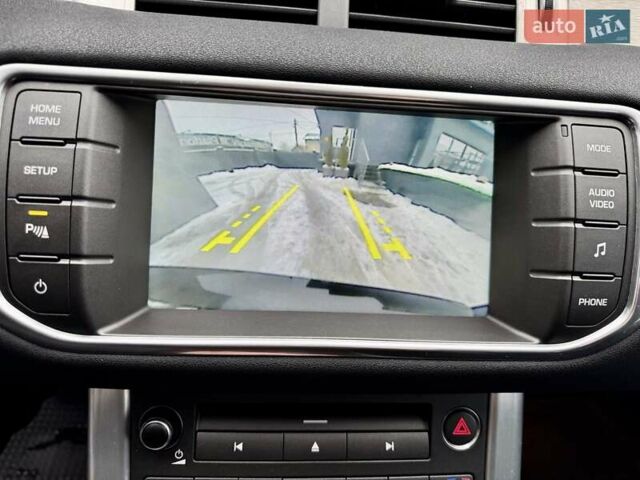 Черный Ленд Ровер Рендж Ровер Эвок, объемом двигателя 2 л и пробегом 143 тыс. км за 18900 $, фото 53 на Automoto.ua