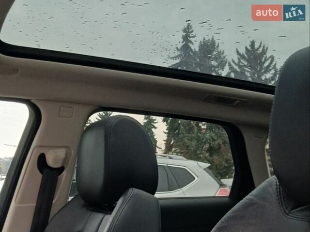 Чорний Ленд Ровер Рендж Ровер Евок, об'ємом двигуна 2 л та пробігом 151 тис. км за 15700 $, фото 20 на Automoto.ua