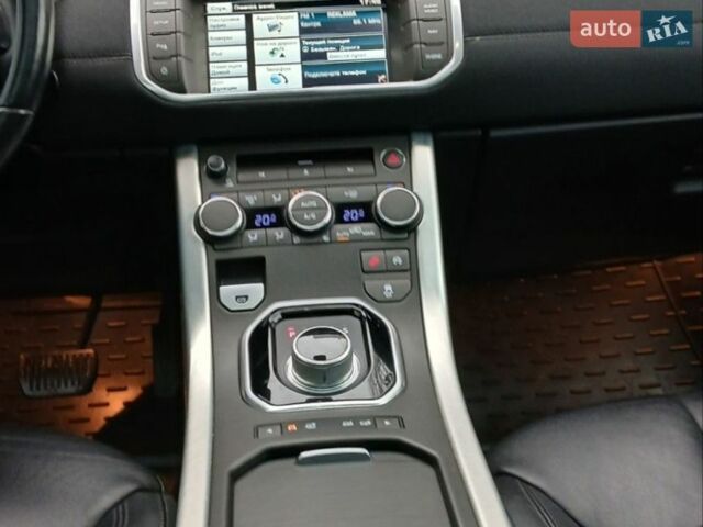 Чорний Ленд Ровер Рендж Ровер Евок, об'ємом двигуна 2 л та пробігом 151 тис. км за 15700 $, фото 10 на Automoto.ua