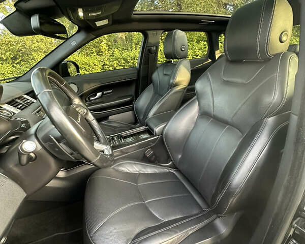 Черный Ленд Ровер Рендж Ровер Эвок, объемом двигателя 2 л и пробегом 110 тыс. км за 21500 $, фото 26 на Automoto.ua