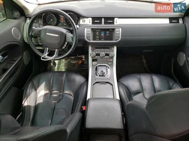 Черный Ленд Ровер Рендж Ровер Эвок, объемом двигателя 2 л и пробегом 77 тыс. км за 2000 $, фото 7 на Automoto.ua
