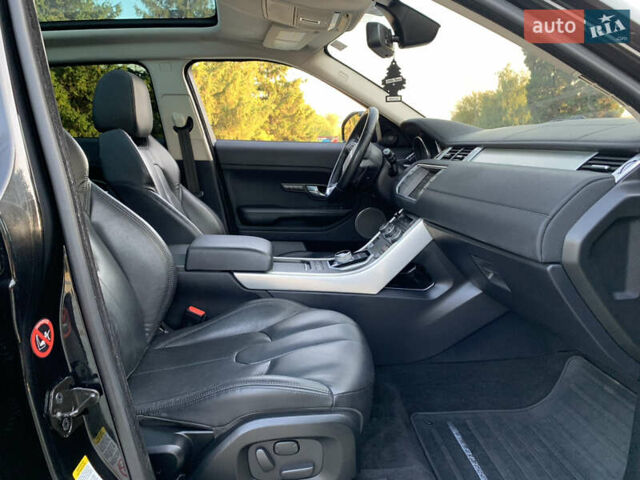 Ленд Ровер Рендж Ровер Евок 2015 у Дубно на Automoto.ua Чорний Ленд Ровер Рендж Ровер Евок, об'ємом двигуна 2 л та пробігом 162 тис. км за 14800 $, фото 13 на Automoto.ua