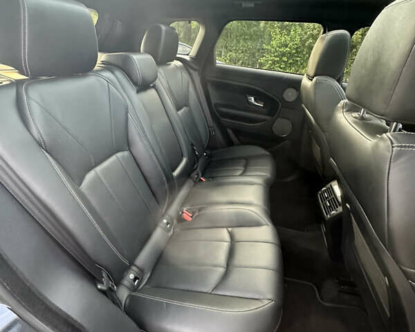 Черный Ленд Ровер Рендж Ровер Эвок, объемом двигателя 2 л и пробегом 110 тыс. км за 20900 $, фото 30 на Automoto.ua