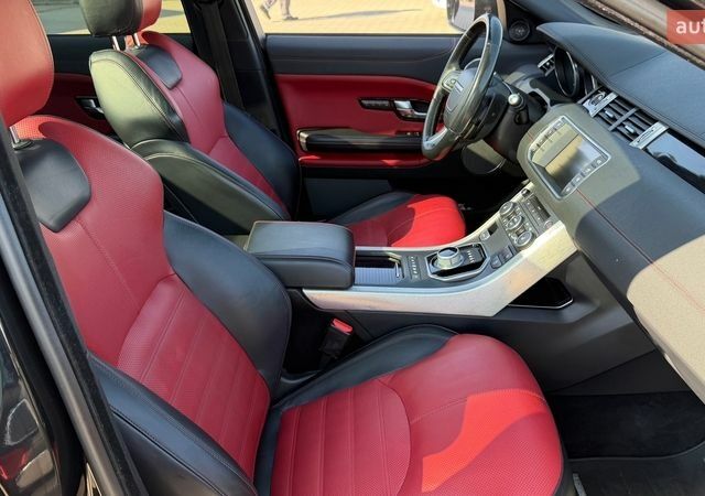 Черный Ленд Ровер Рендж Ровер Эвок, объемом двигателя 0 л и пробегом 202 тыс. км за 17700 $, фото 28 на Automoto.ua