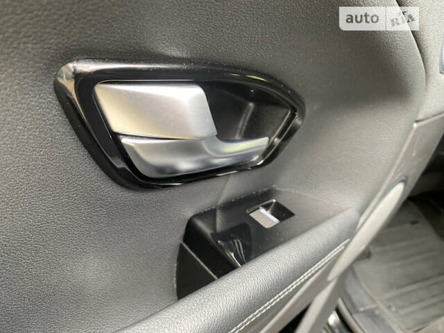 Черный Ленд Ровер Рендж Ровер Эвок, объемом двигателя 2 л и пробегом 159 тыс. км за 23000 $, фото 39 на Automoto.ua