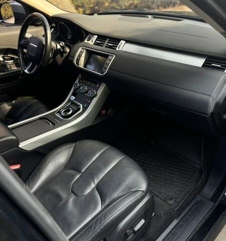 Черный Ленд Ровер Рендж Ровер Эвок, объемом двигателя 2.2 л и пробегом 141 тыс. км за 17000 $, фото 10 на Automoto.ua