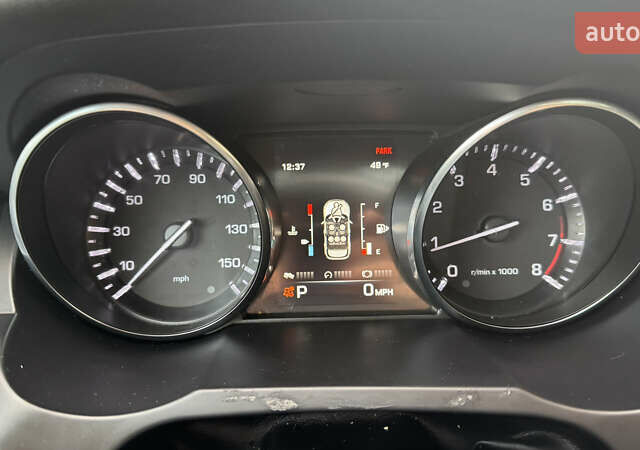 Черный Ленд Ровер Рендж Ровер Эвок, объемом двигателя 0 л и пробегом 198 тыс. км за 13555 $, фото 7 на Automoto.ua