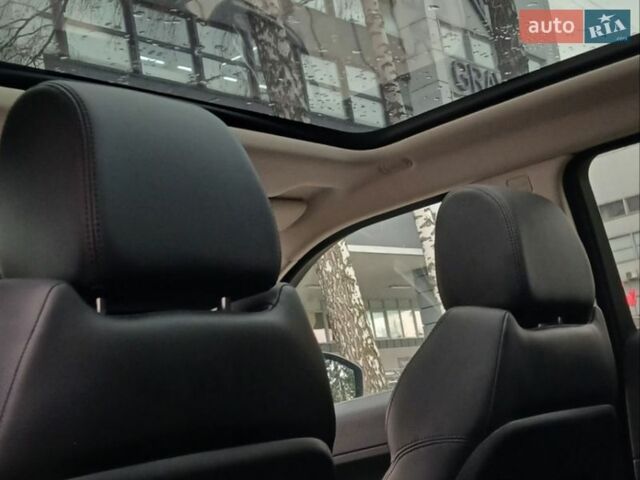 Чорний Ленд Ровер Рендж Ровер Евок, об'ємом двигуна 2 л та пробігом 151 тис. км за 15700 $, фото 21 на Automoto.ua