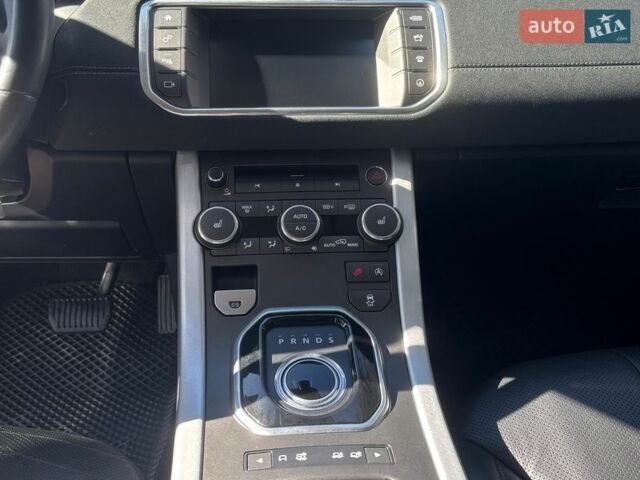 Черный Ленд Ровер Рендж Ровер Эвок, объемом двигателя 2 л и пробегом 129 тыс. км за 20500 $, фото 19 на Automoto.ua