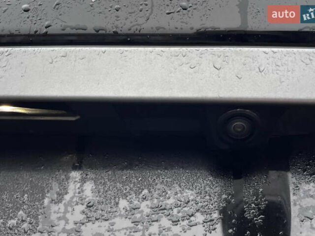 Чорний Ленд Ровер Рендж Ровер Евок, об'ємом двигуна 2 л та пробігом 144 тис. км за 12600 $, фото 25 на Automoto.ua