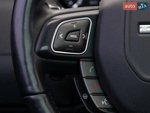 Черный Ленд Ровер Рендж Ровер Эвок, объемом двигателя 2.2 л и пробегом 133 тыс. км за 17900 $, фото 25 на Automoto.ua